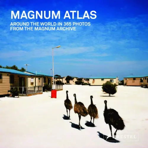 

Magnum Atlas. Around the World in 365 Photos from the Magnum Archive, Голубой