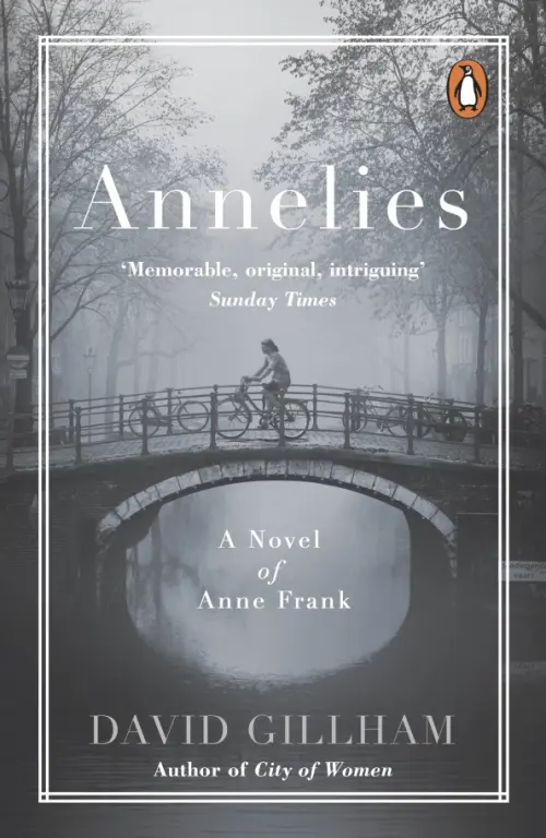 

Annelies. A Novel of Anne Frank, Серый