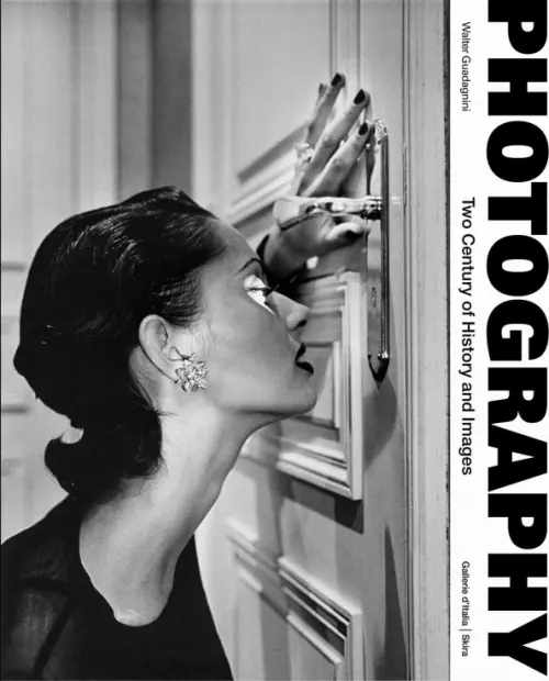 

Photography. Two Centuries of History and Images, Серый