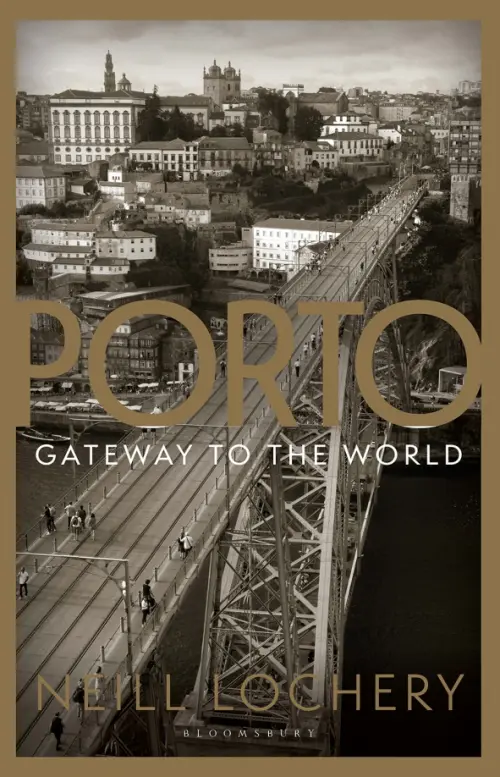 

Porto. Gateway to the World, Серый